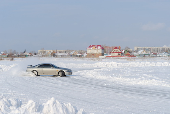 Прогрессирующий занос в повороте